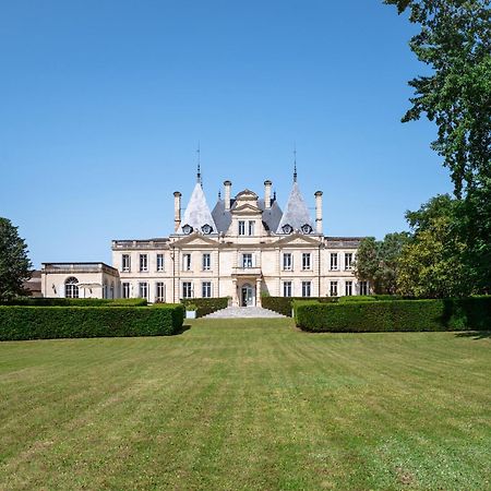 Chateau De Lussac Lussac  Exterior photo
