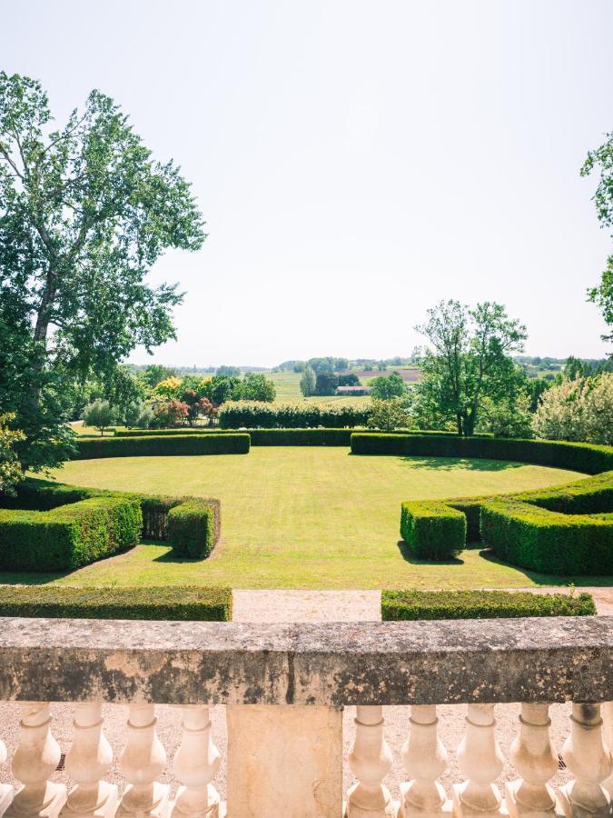 Chateau De Lussac Lussac  Exterior photo